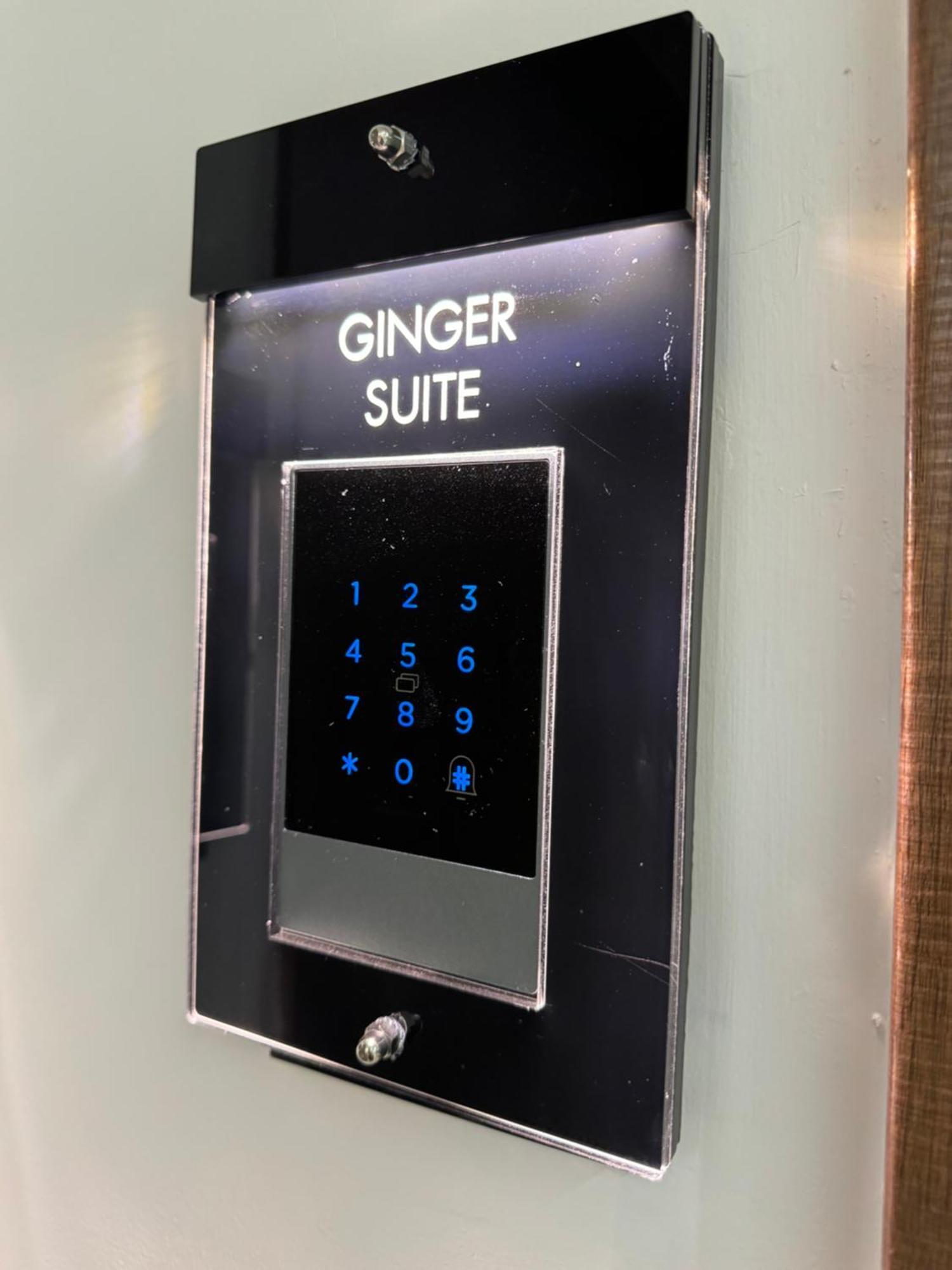 Chic Centre Suites アテネ エクステリア 写真